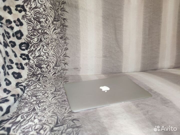 Macbook Air 11 2012