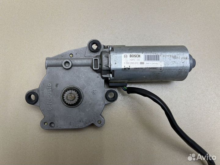 Моторчик люка Mercedes W211