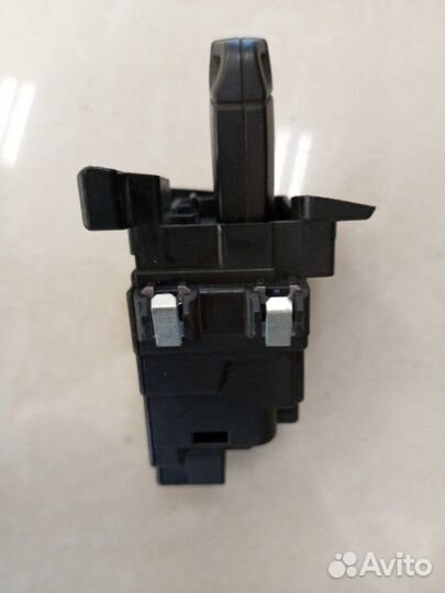 Замок зажигания Bmw 318I E90 N46B20BZ 2011