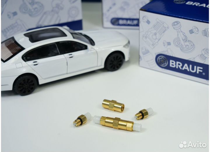 Фитинг-сoединитeль пнeвматичecкой магистрaли