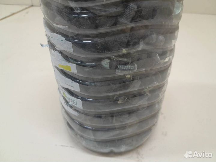 Болт Kia K5 DL3 2019