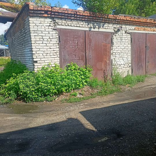 Авито томск гараж