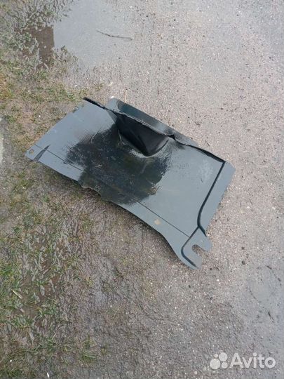 Volkswagen Golf Plus передний левый локер