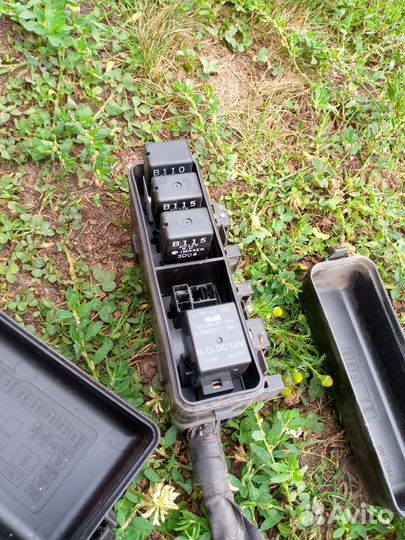 Блок предохранителей Мазда мпв