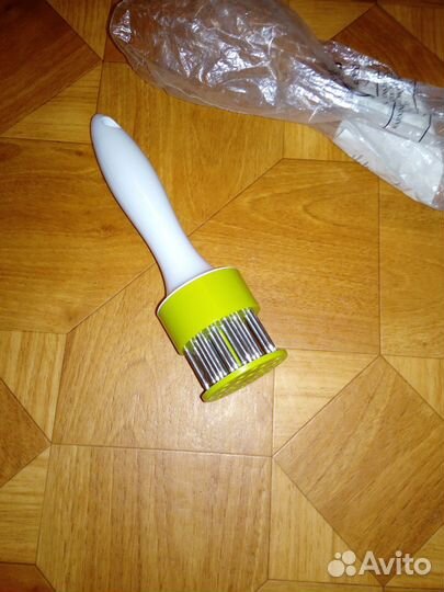 Размягчитель мяса с шипами