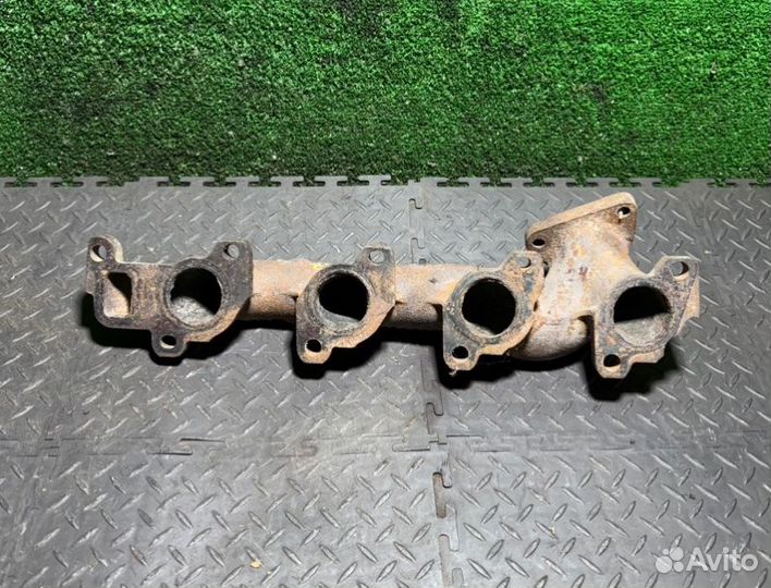 Коллектор выпускной Mercedes Vito W639 2.2 2006