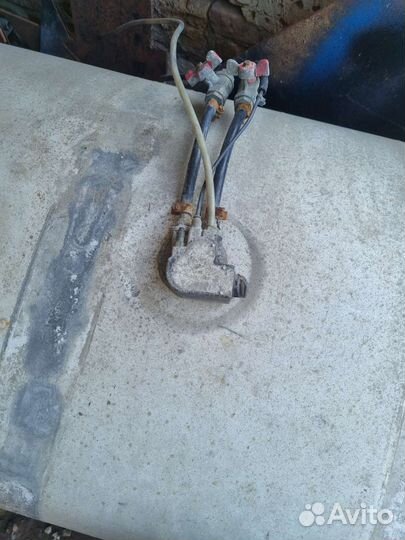 Топливный бак на volvo fh. 475 литров