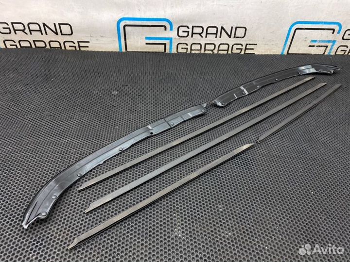 Уплотнитель двери комплект Mercedes-Benz C-Class