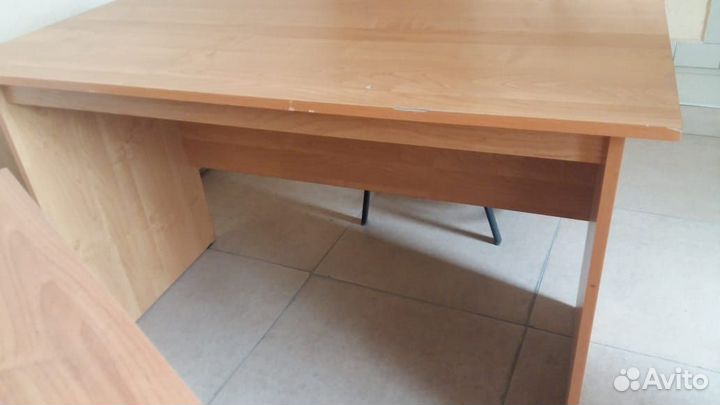 Письменный стол