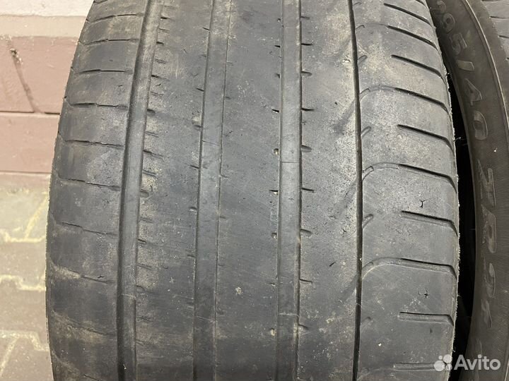 Pirelli P Zero 295/40 R21 111Y