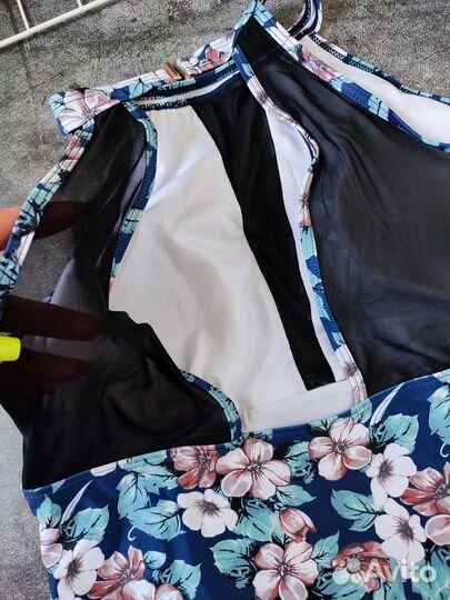 Женский купальник размер 52 новый