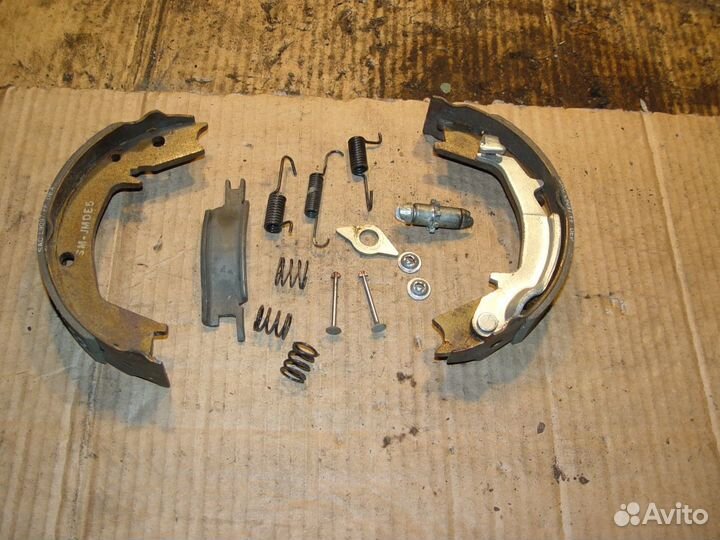 Комплект ручника Hyundai santa fe classic 09г