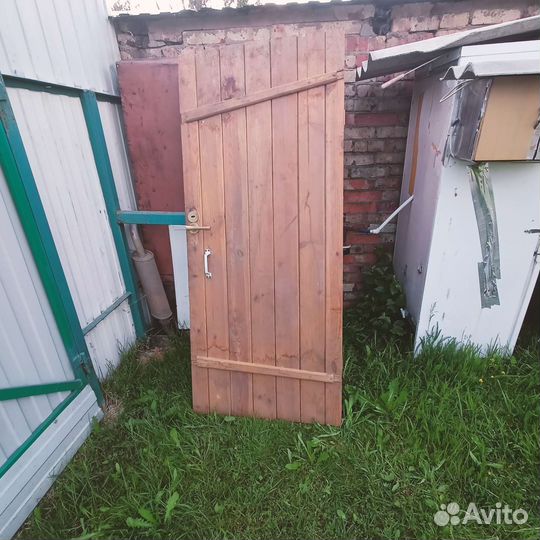 Двери деревянные