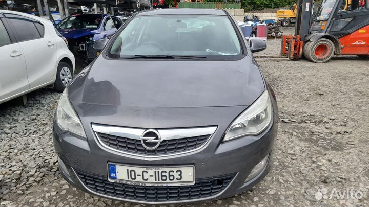 Амортизатор задней балки opel astra J 2010