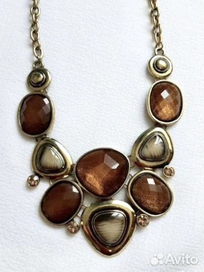 Колье ожерелье