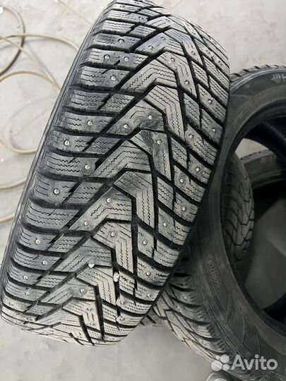 Hankook Winter I'Pike RS2 W429 215/55 R17 98T