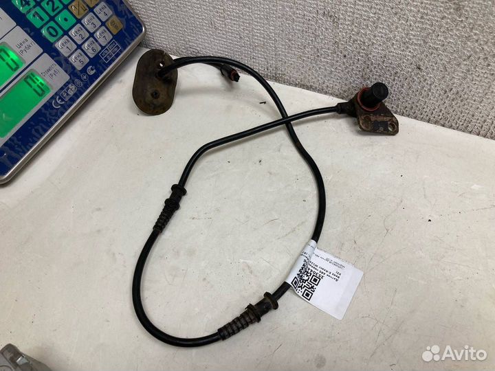 Датчик ABS передний на мерседес w124