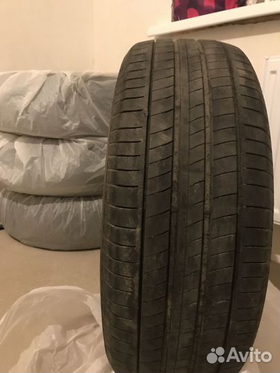 Nexen N'Fera RU5 215/60 R17 96H
