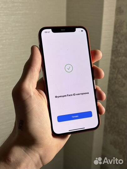 iPhone 12, 64 ГБ