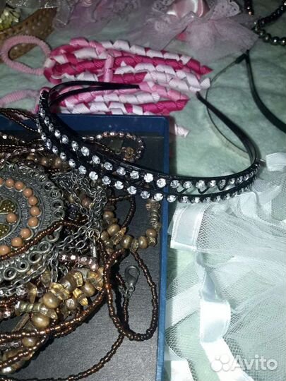 Банты, ободки, заколки,бисер