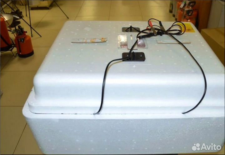 Инкубатор для яиц автоматический