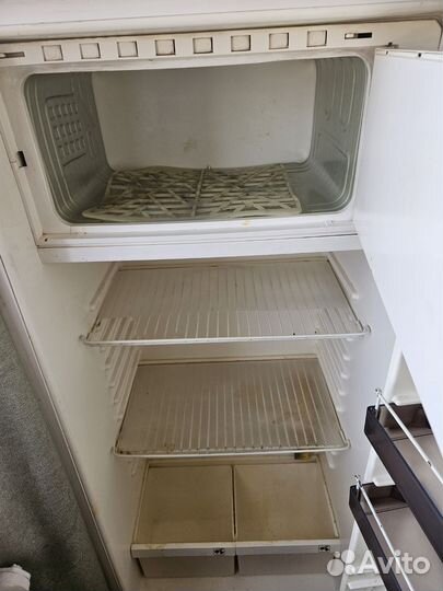 Холодильник полюс 140х60х60