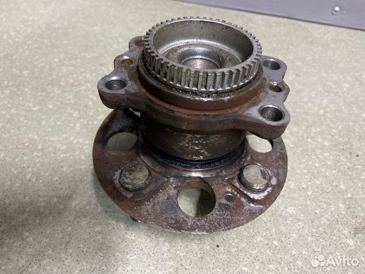 Ступица задняя левая Kia Rio QB G4FA 2016