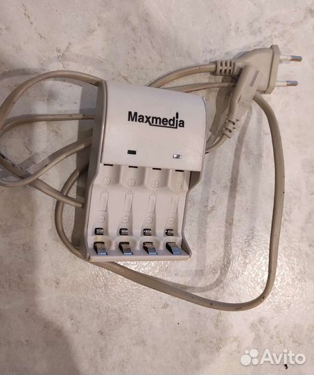 Зарядное устройство для батареек