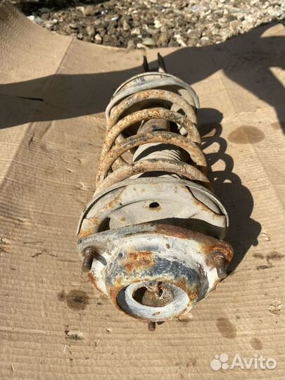 Амортизатор передний левый Hyundai Getz