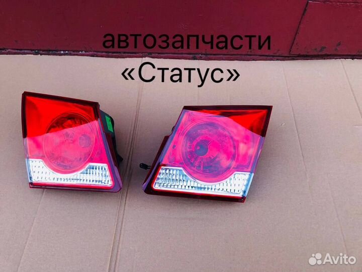 Фонарь в крышку багажника Chevrolet Cruze