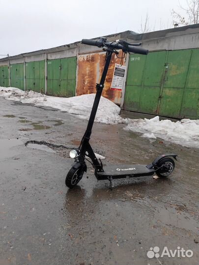 Электросамокат Iconbit Kick Scooter C80