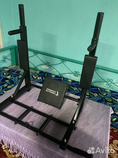 Турник настенный с брусьями