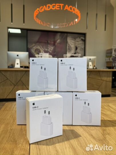Адаптер питания Apple USB-C 20 Вт Оригинал