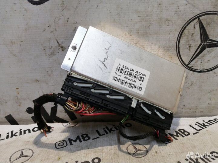 Блок управления пневмоподвеской Mercedes Gl X164