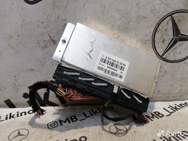 Блок управления пневмоподвеской Mercedes Gl X164