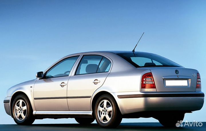 Чехлы экокожа на Skoda Octavia Tour