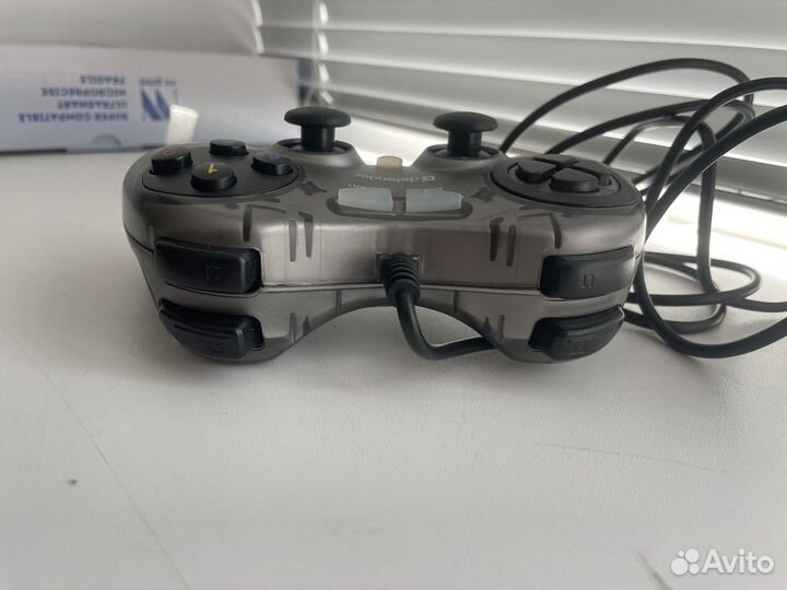 Джойстик defender