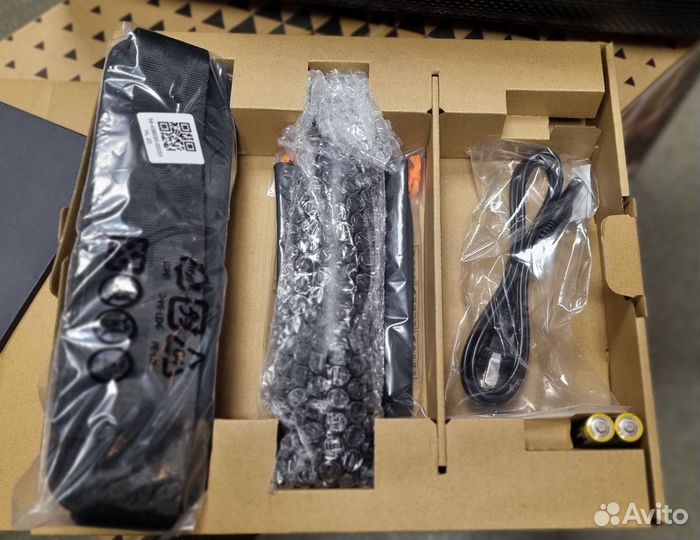 Колонка JBL partybox ON the go новая