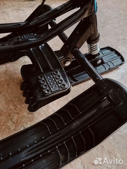 Продам снегокат детский