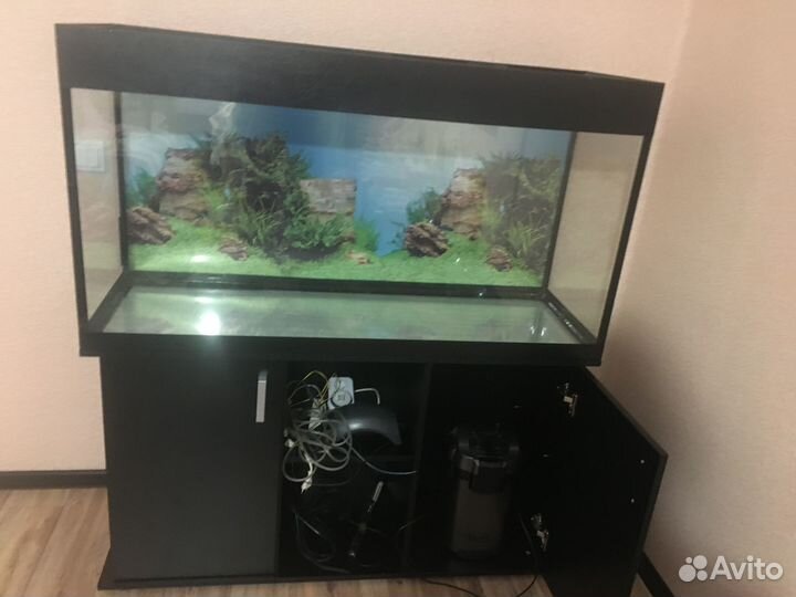 Аквариум с тумбой