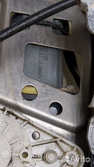 Стеклоподъемник электрический левый передний Mercedes S W220