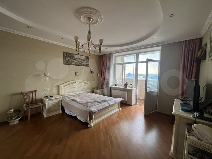 2-к. квартира, 95 м², 6/10 эт.