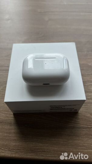 Apple airpods pro оригинал 100 + чехол