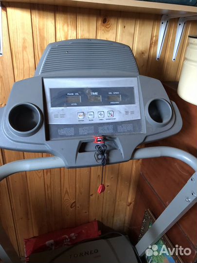 Электрическая беговая дорожка Torneo linia t-203
