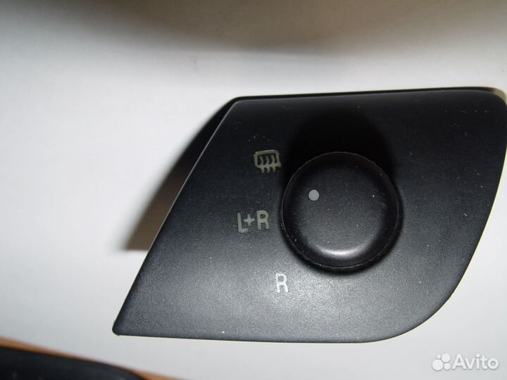 Кнопа регулировки зеркал fabia1 6y1 959 565d