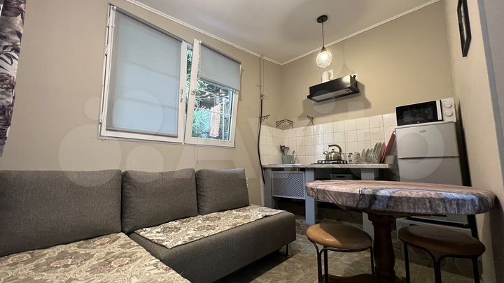 Дом 27 м² на участке 1 сот.