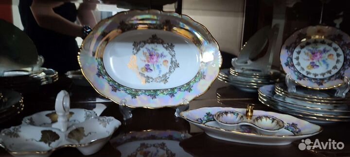 Набор столовой посуды новый