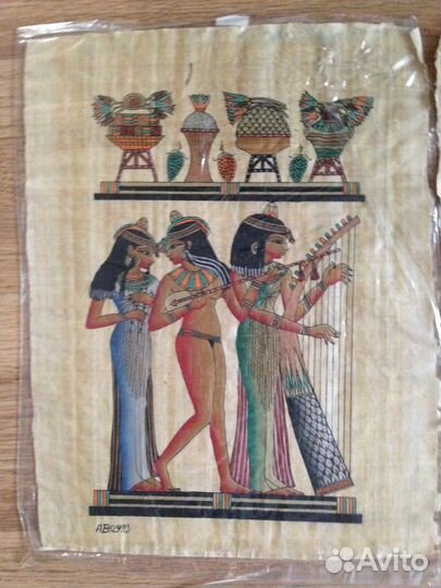 Декоративные тарелка и картины на папирусе Египет