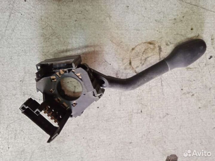 Переключатель дворников Volkswagen Golf 3