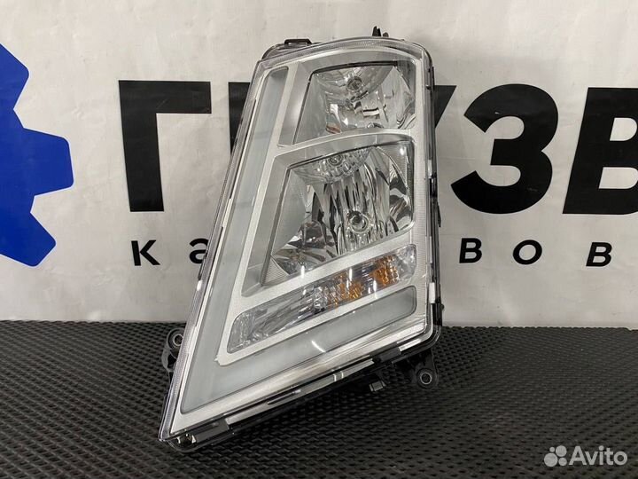 Фара левая Volvo FH4 22239221